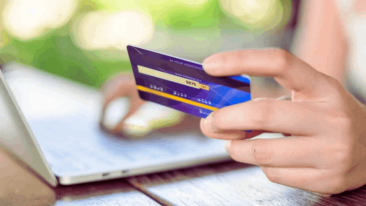 How to Navigate Credit Card Credit Limits Effectively
